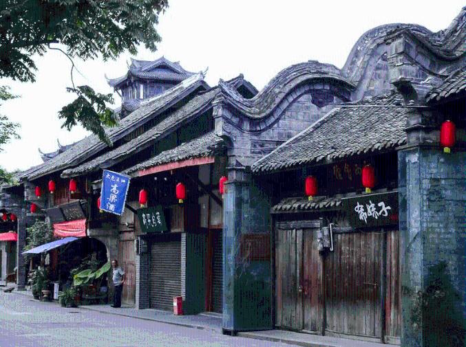 迪马：乌迪内斯和萨索洛有意租借罗马中卫库姆布拉